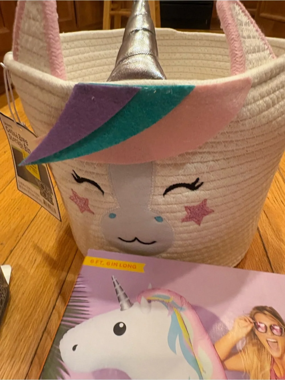 11 piece UNICORN BUNDLE! Rug, shower curtain bin raft frame & more!
